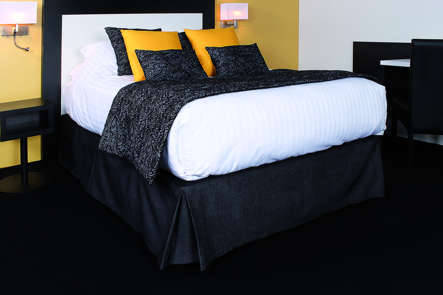Collection chemin de lit et coussins coordonnés 290 g/m² matelassé Dakar