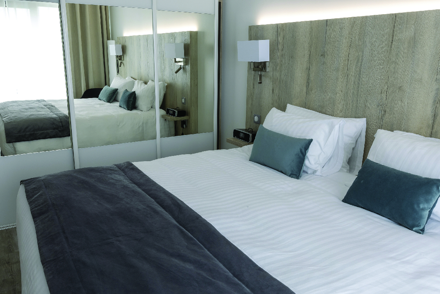 Collection cache-sommier, chemin de lit et coussins coordonnés 520 g/m² Velours Velvet