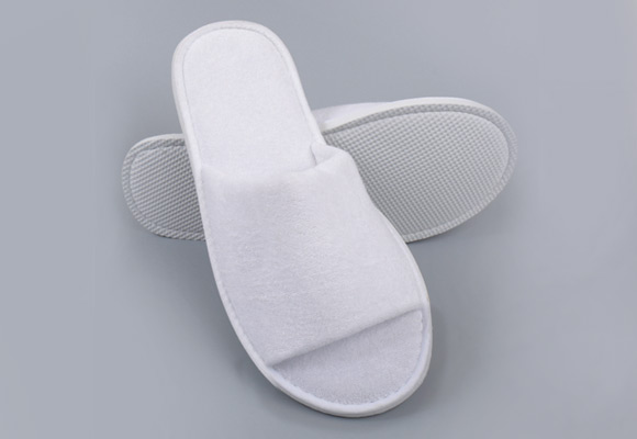 Paire de chaussons d'hôtel ou SPA MITRE ESSENTIALS